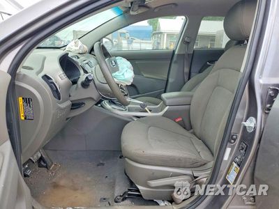 Zdjęcie 7 z 14 samochodu: 2016 KIA SPORTAGE LX VIN:KNDPB3AC5G7847746 - miniatura
