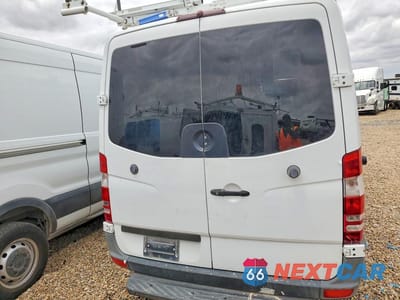 Zdjęcie 6 z 13 samochodu: 2012 MERCEDES-BENZ SPRINTER 2500 VIN:WD3PE7CC8C5703992 - miniatura