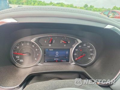 Zdjęcie 9 z 13 samochodu: 2019 CHEVROLET BLAZER 1LT VIN:3GNKBBRA3KS575125 - miniatura