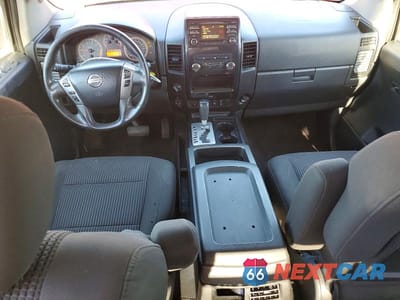 Zdjęcie 8 z 12 samochodu: 2014 NISSAN TITAN SV VIN:1N6AA0EC1EN511826 - miniatura