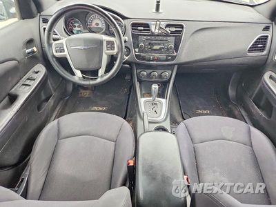 Zdjęcie 8 z 12 samochodu: 2013 CHRYSLER 200 TOURING VIN:1C3CCBBB5DN598176 - miniatura