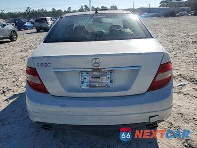 Zdjęcie 6 z 13 samochodu: 2010 MERCEDES-BENZ C 300 VIN:WDDGF5EB0AR107444 - miniatura