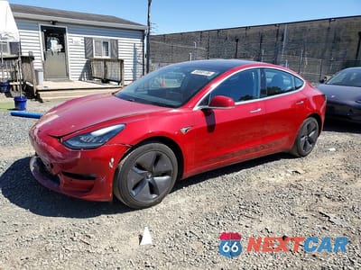 2018 TESLA MODEL 3 5YJ3E1EA0JF040717 - główne zdjęcie licytacji z USA - miniatura