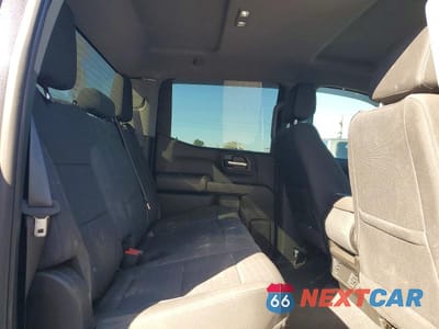 Zdjęcie 10 z 12 samochodu: 2022 CHEVROLET SILVERADO K1500 CUSTOM VIN:3GCPDBEK7NG559783 - miniatura