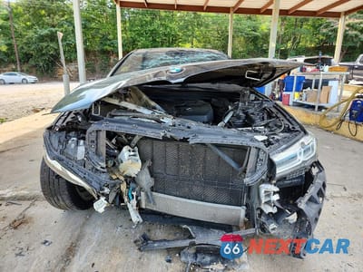 Piąte zdjęcie samochodu w środku: 2021 BMW 530 XI VIN:WBA13BJ01MCF62337 - miniatura