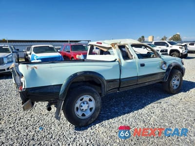 Trzecie zdjęcie samochodu z tyłu: 2001 TOYOTA TACOMA XTRACAB PRERUNNER VIN:5TESM92N01Z846186 - miniatura
