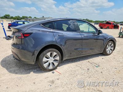 Trzecie zdjęcie samochodu z tyłu: 2024 TESLA MODEL Y VIN:7SAYGDED7RF018675 - miniatura