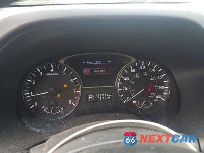 Zdjęcie 9 z 13 samochodu: 2014 NISSAN PATHFINDER S VIN:5N1AR2MM1EC609098 - miniatura