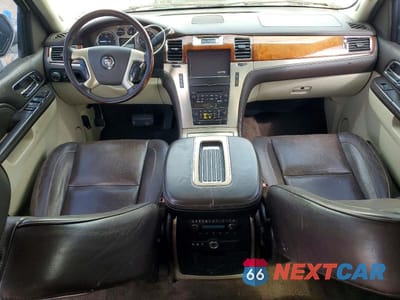 Zdjęcie 8 z 13 samochodu: 2013 CADILLAC ESCALADE PLATINUM VIN:1GYS4DEF9DR320530 - miniatura