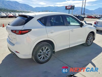 Trzecie zdjęcie samochodu z tyłu: 2024 MAZDA CX-5 PREFERRED VIN:JM3KFBCL8R0496629 - miniatura
