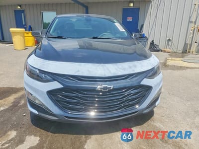 Piąte zdjęcie samochodu w środku: 2019 CHEVROLET MALIBU LS VIN:1G1ZB5ST3KF201048 - miniatura