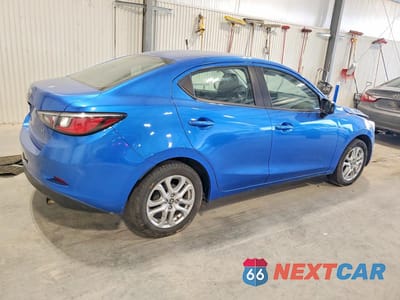 Trzecie zdjęcie samochodu z tyłu: 2017 TOYOTA YARIS IA BASE VIN:3MYDLBYV1HY185392 - miniatura
