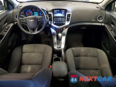 Zdjęcie 8 z 12 samochodu: 2016 CHEVROLET CRUZE LIMITED LT VIN:1G1PE5SB6G7229871 - miniatura