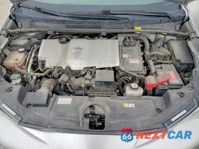 Zdjęcie 11 z 12 samochodu: 2018 TOYOTA PRIUS TWO VIN:JTDKBRFU6J3602497 - miniatura