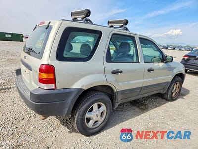 Trzecie zdjęcie samochodu z tyłu: 2003 FORD ESCAPE XLS VIN:1FMYU92143KD92292 - miniatura