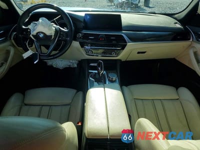 Zdjęcie 8 z 12 samochodu: 2019 BMW 540 I VIN:WBAJE5C51KWW15860 - miniatura