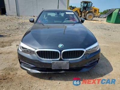 Piąte zdjęcie samochodu w środku: 2019 BMW 530 XI VIN:WBAJA7C51KWW08690 - miniatura