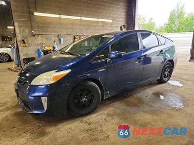 2014 TOYOTA PRIUS TWO JTDKN3DU1E1752140 - główne zdjęcie licytacji z USA - miniatura