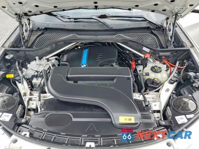 Zdjęcie 12 z 13 samochodu: 2017 BMW X5 XDR40E VIN:5UXKT0C32H0V95501 - miniatura