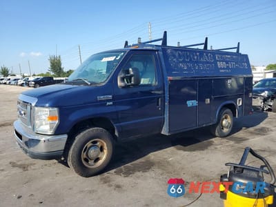 2013 FORD ECONOLINE E350 SUPER DUTY CUTAWAY VAN 1FDWE3FL3DDA50416 - główne zdjęcie licytacji z USA - miniatura