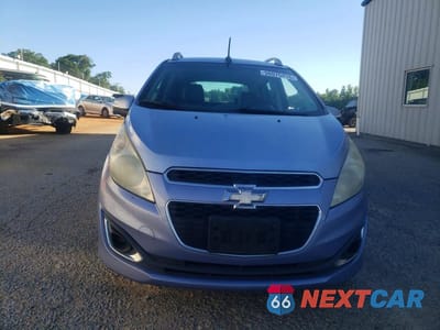 Piąte zdjęcie samochodu w środku: 2014 CHEVROLET SPARK 2LT VIN:KL8CF6S93EC462271 - miniatura