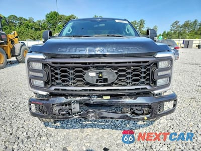 Piąte zdjęcie samochodu w środku: 2024 FORD F250 SUPER DUTY VIN:1FT8W2BA9REE52435 - miniatura