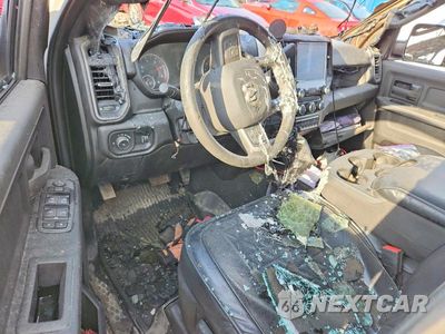 Zdjęcie 8 z 11 samochodu: 2022 RAM 2500 TRADESMAN VIN:3C6UR5CL6NG271293 - miniatura