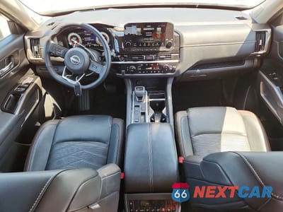 Zdjęcie 8 z 14 samochodu: 2025 NISSAN PATHFINDER PLATINUM VIN:5N1DR3DG1SC211527 - miniatura