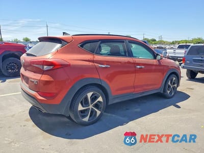 Trzecie zdjęcie samochodu z tyłu: 2016 HYUNDAI TUCSON LIMITED VIN:KM8J3CA27GU108708 - miniatura