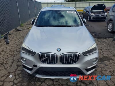 Piąte zdjęcie samochodu w środku: 2016 BMW X1 XDRIVE28I VIN:WBXHT3C34G5E52411 - miniatura
