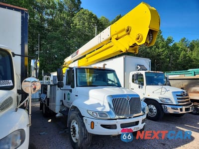 Czwarte zdjęcie samochodu z boku: 2015 INTERNATIONAL 4300 BUCKET TRUCK - PRIOR FLEET VIN:1HTMMAAN3FH514475 - miniatura