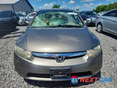 Piąte zdjęcie samochodu w środku: 2006 HONDA CIVIC HYBRID VIN:JHMFA36216S022442 - miniatura