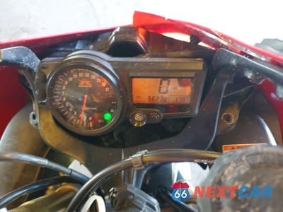 Zdjęcie 7 z 9 samochodu: 2005 SUZUKI GSX-R600 K VIN:JS1GN7CA252106162 - miniatura