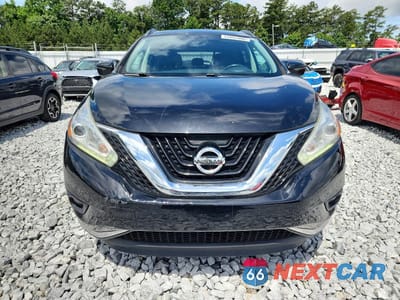 Piąte zdjęcie samochodu w środku: 2017 NISSAN MURANO SV VIN:5N1AZ2MG9HN109192 - miniatura