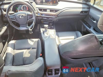 Zdjęcie 8 z 13 samochodu: 2020 LEXUS UX 250H VIN:JTHP9JBH9L2032840 - miniatura