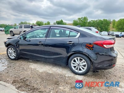 Drugie zdjęcie samochodu z przodu: 2017 KIA FORTE S VIN:3KPFL4A76HE125530 - miniatura