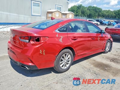 Trzecie zdjęcie samochodu z tyłu: 2018 HYUNDAI SONATA SE VIN:5NPE24AF4JH692083 - miniatura