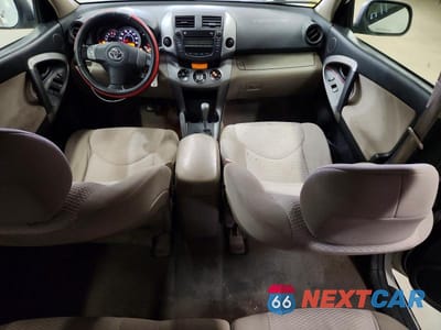 Zdjęcie 8 z 13 samochodu: 2006 TOYOTA RAV4 LIMITED VIN:JTMBD31V365012244 - miniatura