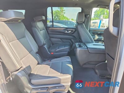 Zdjęcie 11 z 13 samochodu: 2023 CHEVROLET SUBURBAN C1500 PREMIER VIN:1GNSCFKDXPR354995 - miniatura