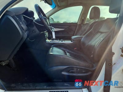 Zdjęcie 7 z 12 samochodu: 2018 INFINITI Q70L 3.7 LUXE VIN:JN1BY1PP1JM330673 - miniatura