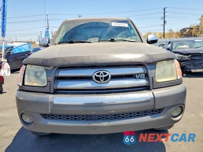 Piąte zdjęcie samochodu w środku: 2004 TOYOTA TUNDRA DOUBLE CAB SR5 VIN:5TBDT44114S454174 - miniatura