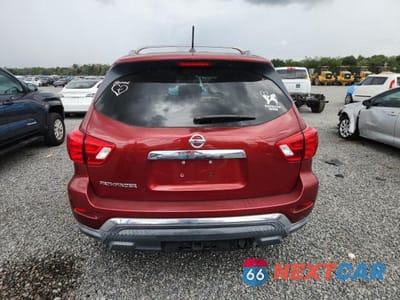 Zdjęcie 6 z 12 samochodu: 2017 NISSAN PATHFINDER S VIN:5N1DR2MN9HC902810 - miniatura