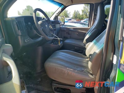 Zdjęcie 7 z 13 samochodu: 2012 CHEVROLET EXPRESS G1500 LS VIN:1GNSGBF43C1187055 - miniatura