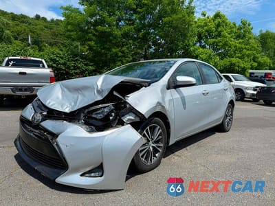 Drugie zdjęcie samochodu z przodu: 2018 TOYOTA COROLLA LE VIN:2T1BURHE8JC993613 - miniatura