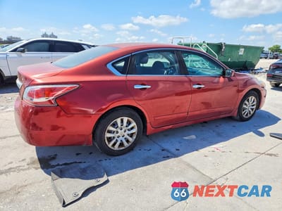Trzecie zdjęcie samochodu z tyłu: 2015 NISSAN ALTIMA 2.5 S VIN:1N4AL3AP2FC596296 - miniatura