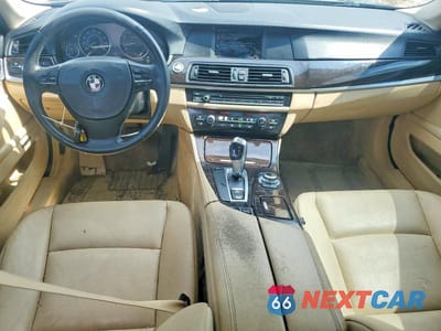 Zdjęcie 8 z 12 samochodu: 2011 BMW 528 I VIN:WBAFR1C59BC750380 - miniatura