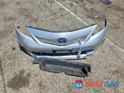 Zdjęcie 12 z 13 samochodu: 2014 TOYOTA PRIUS V TWO VIN:JTDZN3EU0E3363328 - miniatura