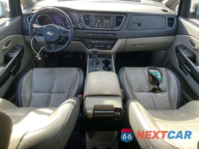 Zdjęcie 8 z 13 samochodu: 2017 KIA SEDONA LX VIN:KNDMB5C14H6320489 - miniatura