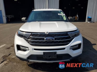 Piąte zdjęcie samochodu w środku: 2021 FORD EXPLORER XLT VIN:1FMSK7DH6MGA78402 - miniatura