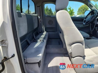 Zdjęcie 10 z 12 samochodu: 2005 TOYOTA TACOMA ACCESS CAB VIN:5TETX22N95Z113403 - miniatura